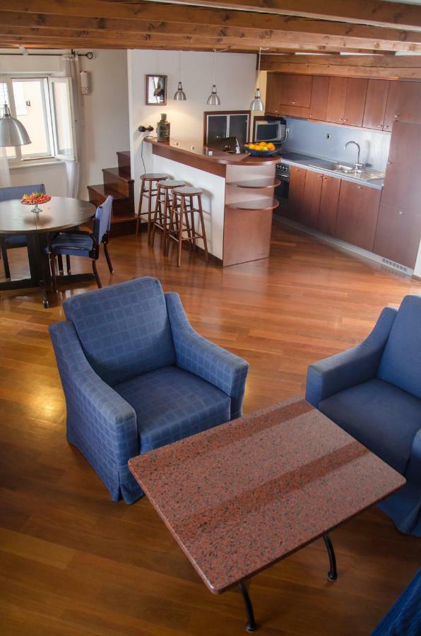 Penthouse Presernovo Nabrezje Apartment *